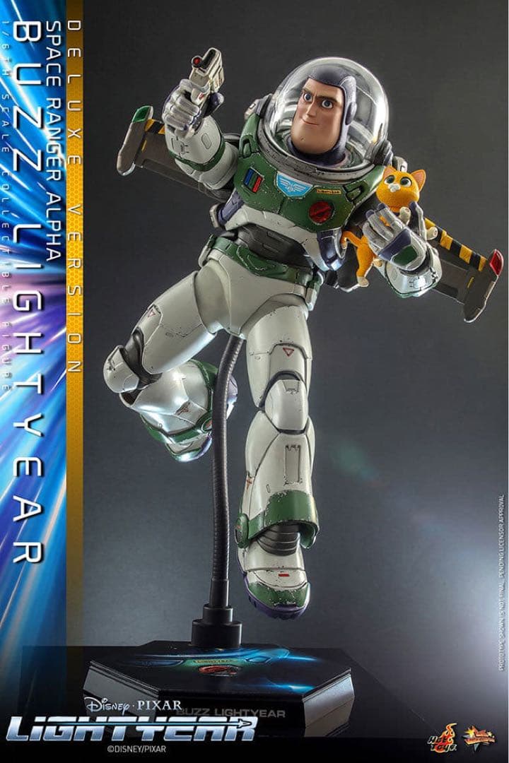 バズ・ライトイヤー スペース・レンジャー・アルファ DX版
