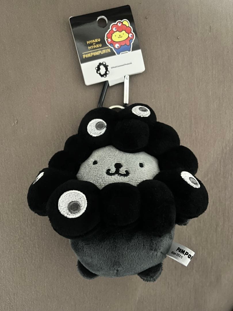 新品 ポムポムプリン なりきりぬいぐるみ BC カラビナ付き 黒 ミャクミャク