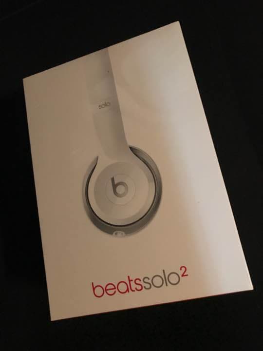 Beats ヘッドホン solo2