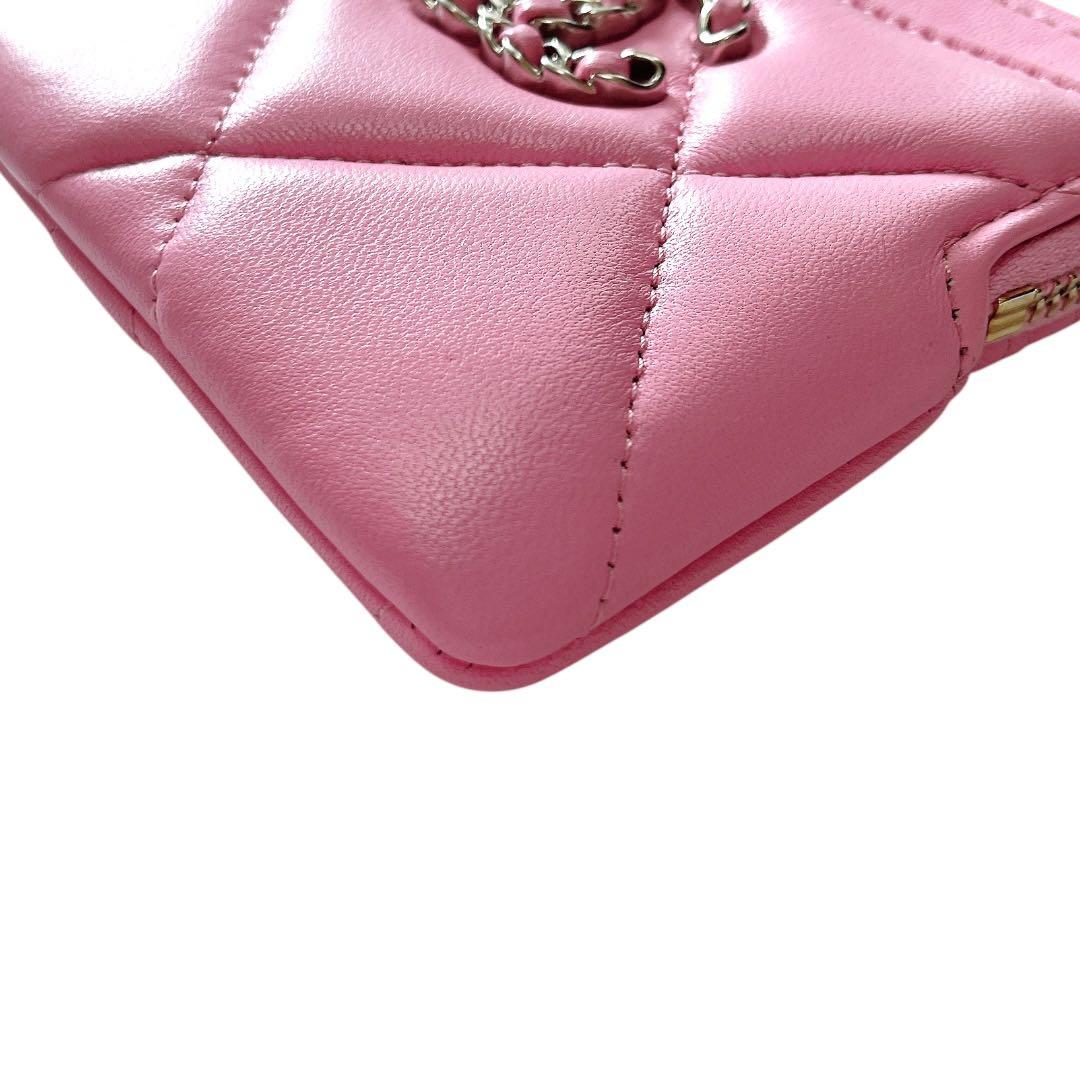 【未使用】CHANEL マトラッセ ピンク ラムスキン ケース ココマーク