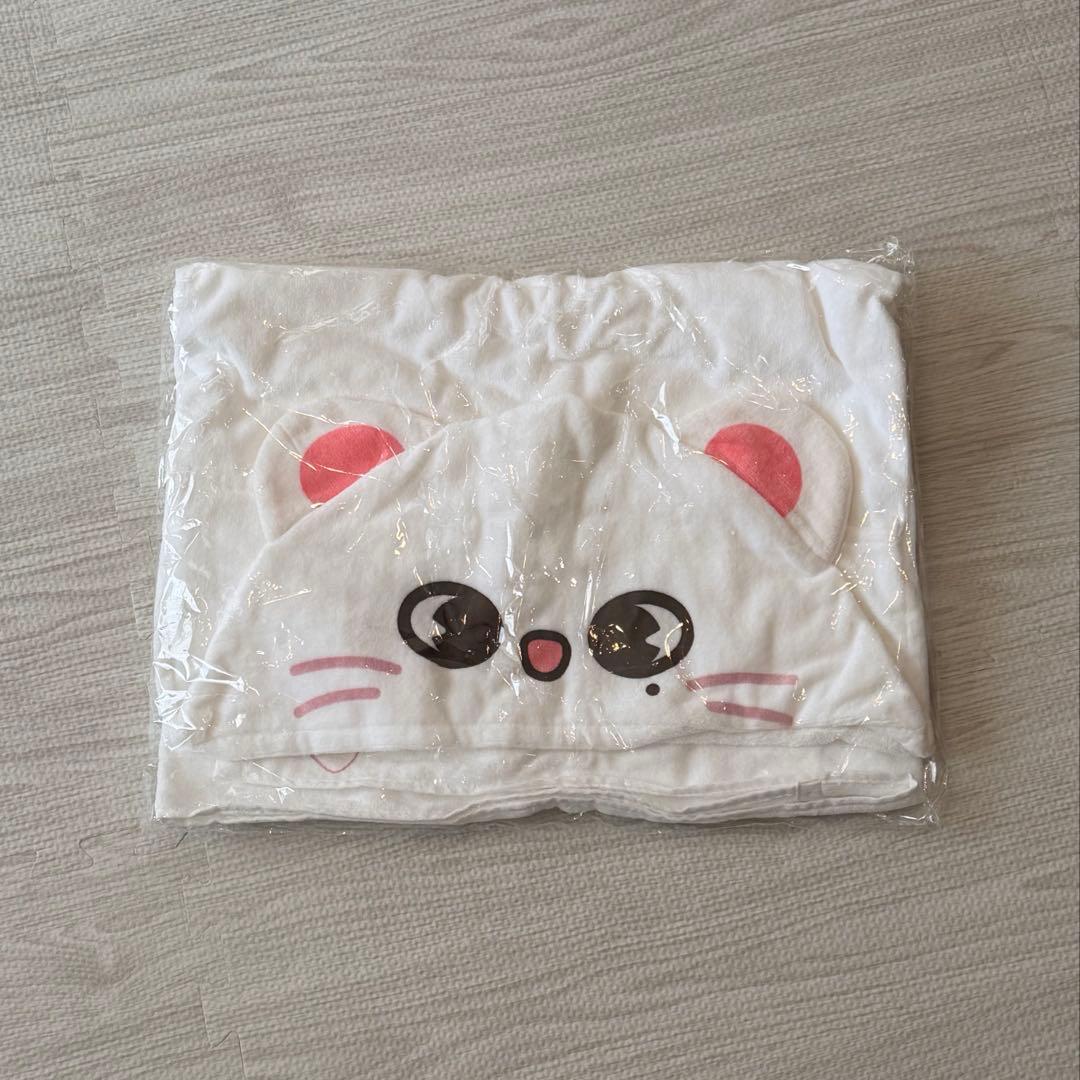 ジニレット 【未開封グッズ3点セット】 フードタオル/ポーチ/バッグチャーム