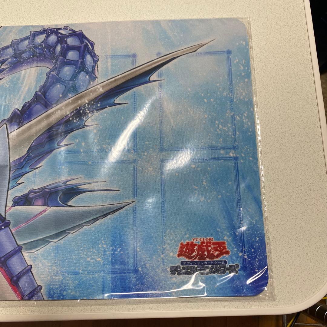 CNo.32 海咬龍シャーク・ドレイク・リバイス プレイマット