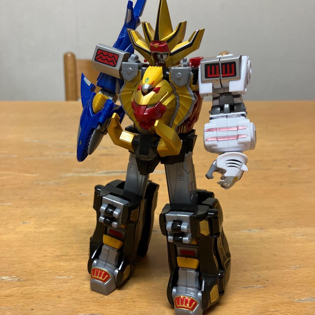 SMP ミニプラ　ガオキング　百獣戦隊　ガオレンジャー　ロボット　ゴジュウジャー