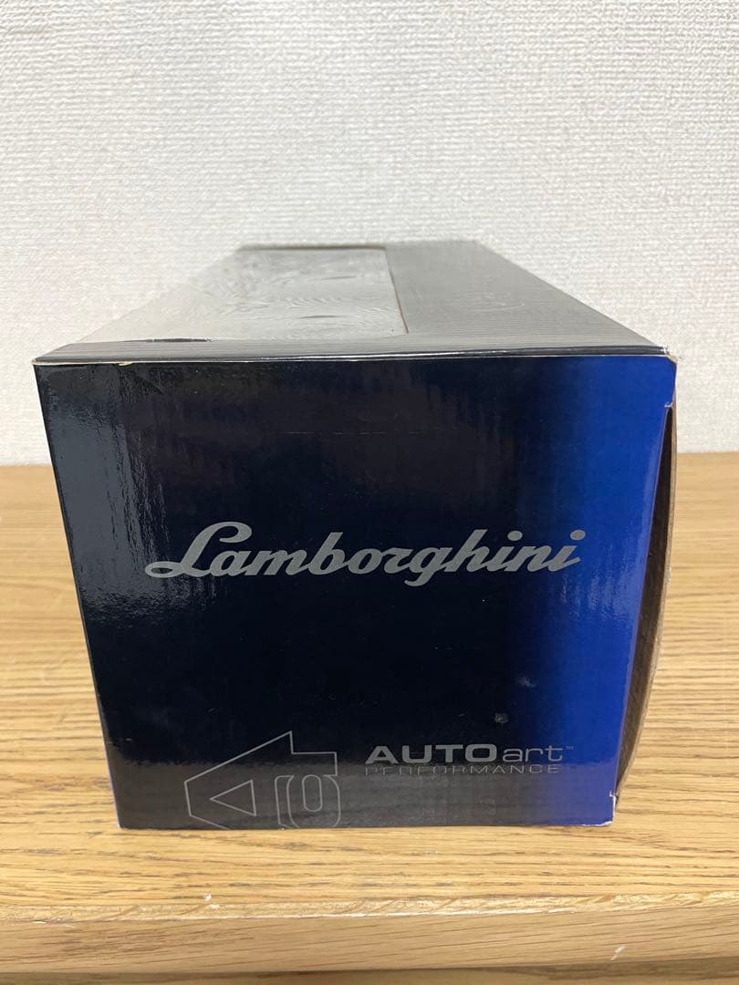 美品 AUTOart ランボルギーニ ムルシエラゴ 1/18