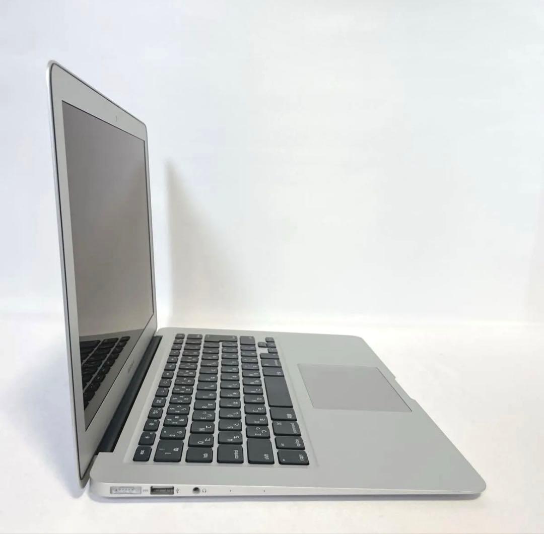 【極美品】MacBook Air 2015 シルバー SSD128GB 充電器付