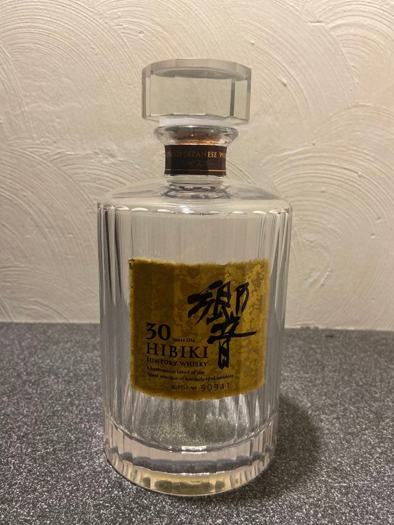 Hibiki 30年 ウイスキー クリスタルボトル　空瓶　未洗浄