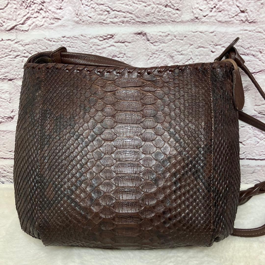 未使用級✨IBIZA イビサ パイソン 蛇革 斜め掛け ３室 ショルダーバッグ