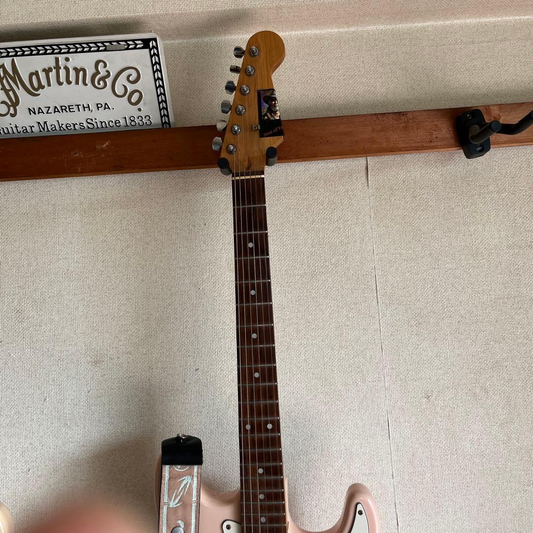 エネルストラトキャスター Char風 サーモンピンク？シェルピンク？