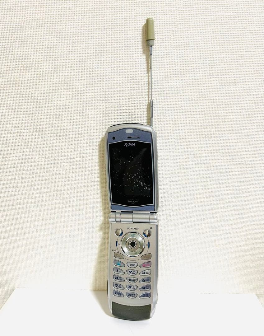N2701 起動確認済み　FOMA／movaデュアル端末　卓上ホルダN02セット