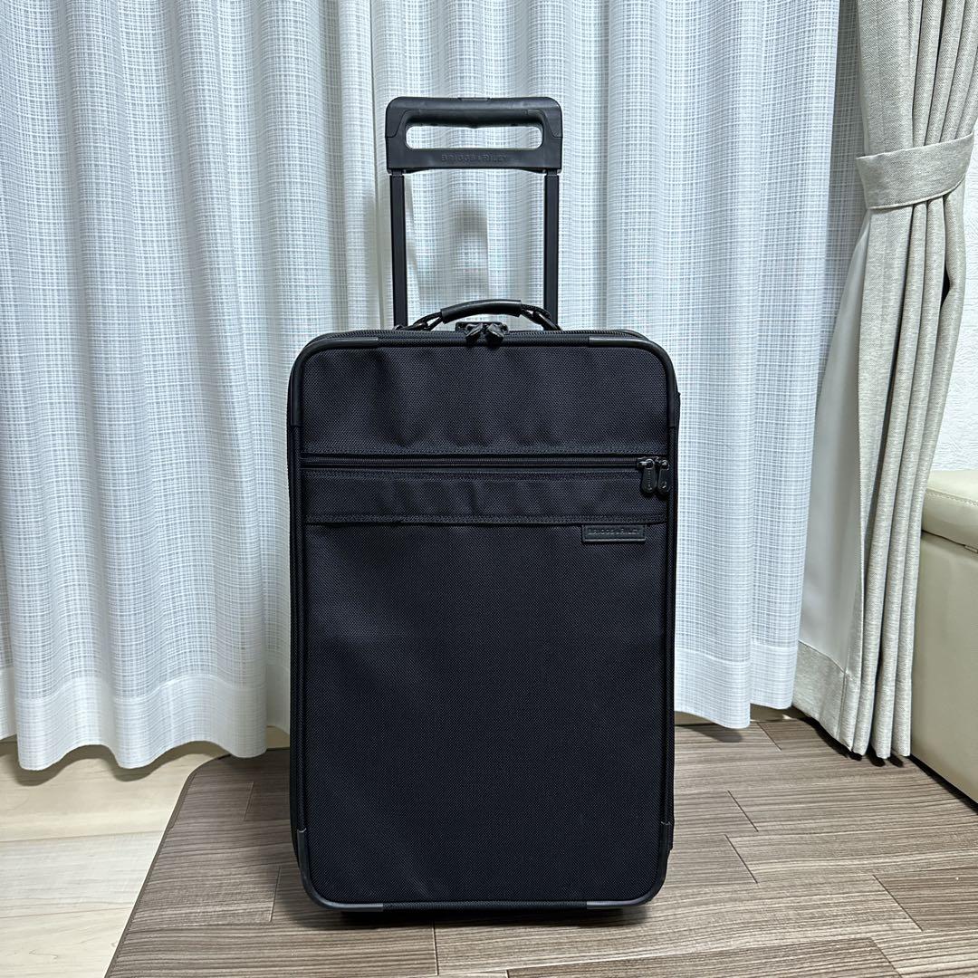 Briggs & Riley ２輪ナイロン 機内持込みキャリー　スーツケース