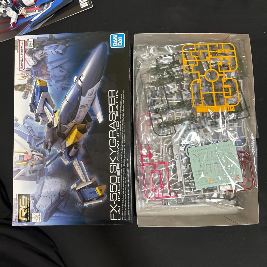 バンダイ 1/144アークエンジェル カタパルトデッキ+SEED HGセット
