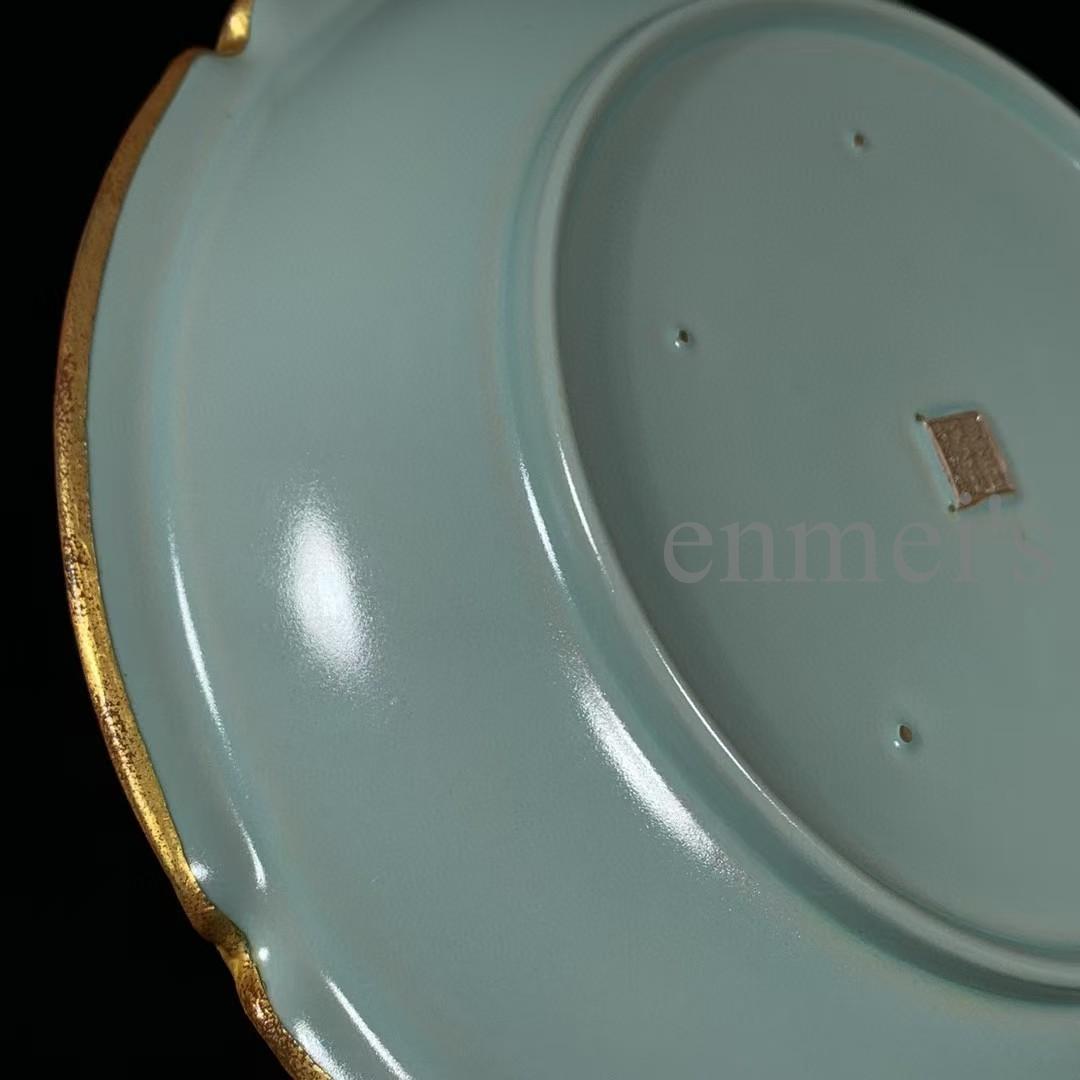 中国古美術・珍品旧蔵・宋代汝窯造花形銘文婦人図皿陶器・陶磁・文房置物・風水開運