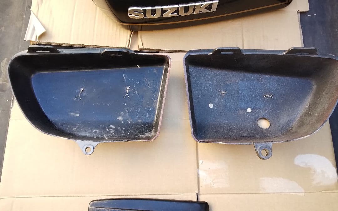 国内物　GT 750 B5　純正外装フルキット　正月謝恩セール