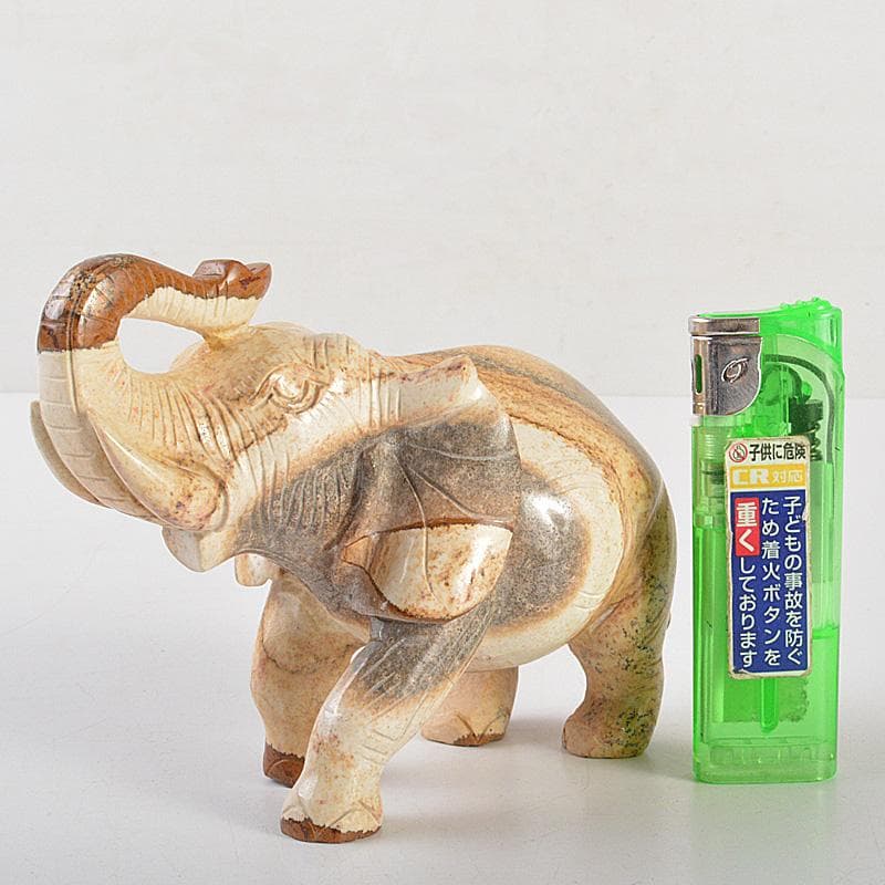 天然石　細密彫刻　象　置物　約411g　桐箱付　C　R7273