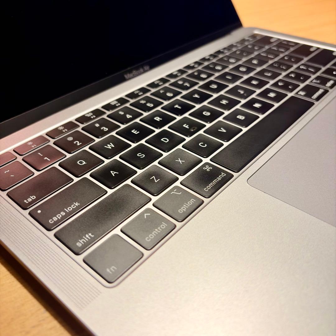 MacBook本体 MacBook Air Retina, 13inch