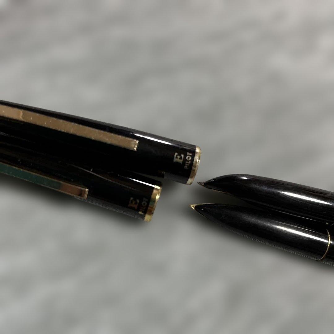 エリート 万年筆 黒　14K 2本