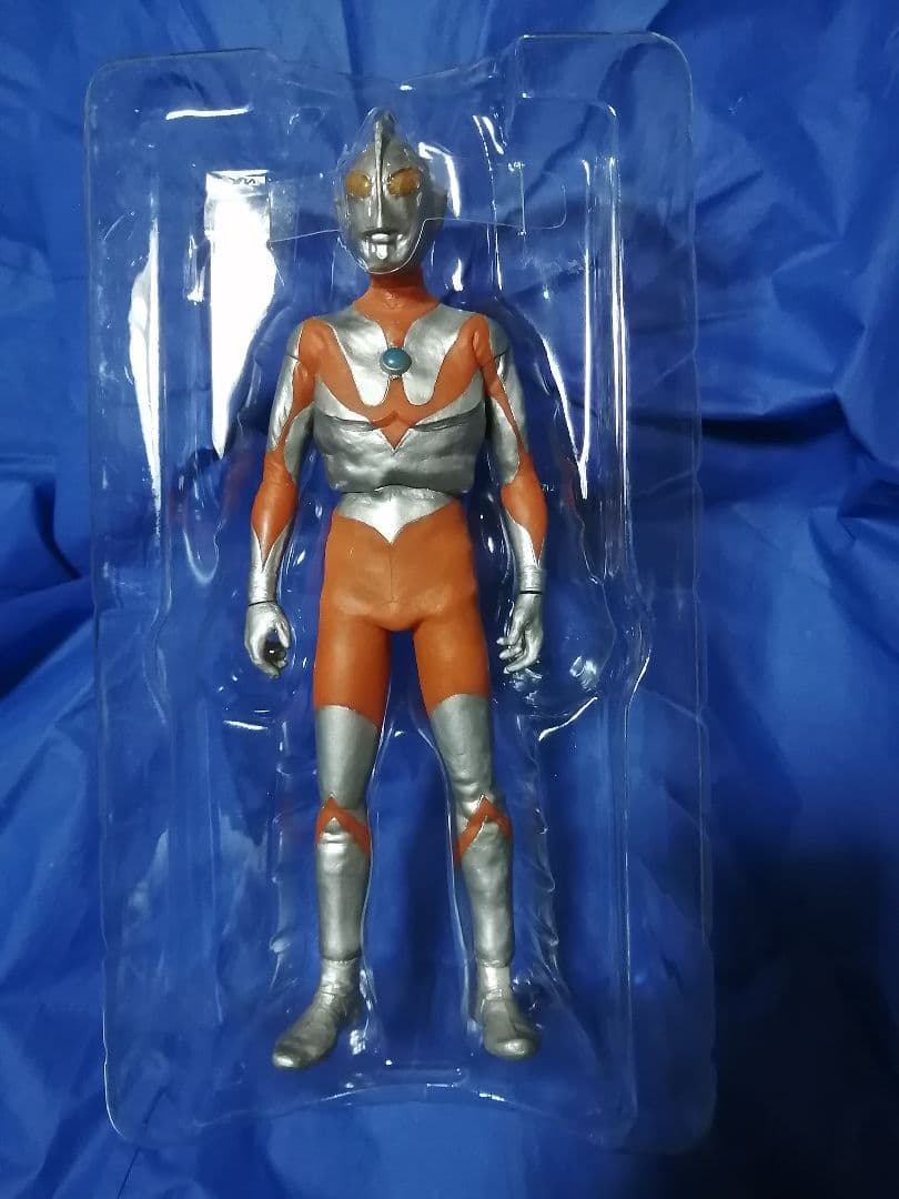 ま*ん様 大怪獣シリーズ　ウルトラマン＆ベムラー２体セット