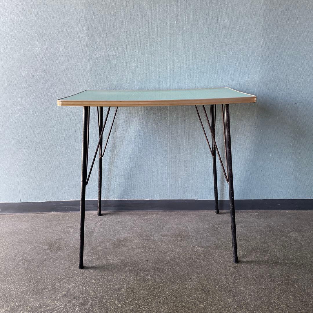 鉄脚テーブル　昭和レトロ