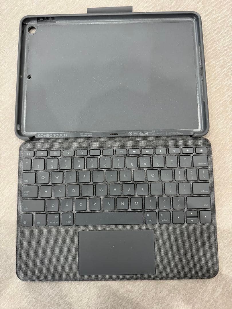 COMBO TOUCH iPad用キーボードケース