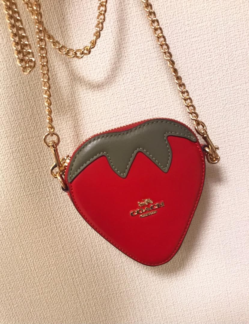 新品coach  ケース ストロベリー