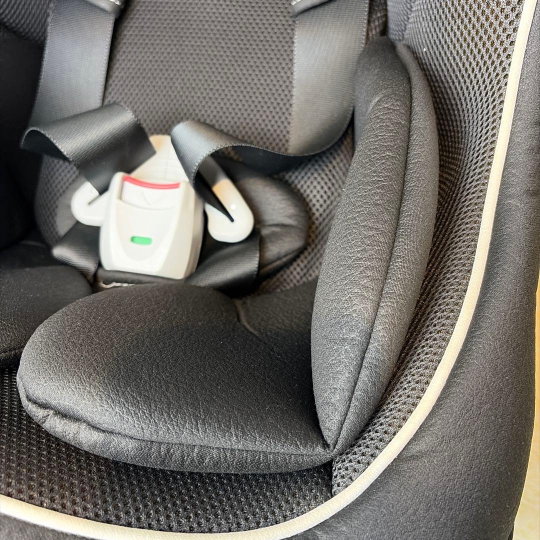 【極美品】Combi ミニマグランデ スペースブラック 新生児OK