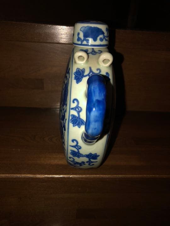 付け染めう(青花瓷酒壶）
