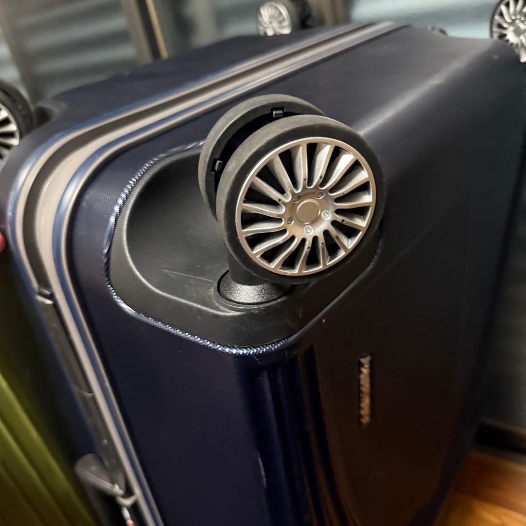 トラベリスト　ピエドラ　100L ネイビー系