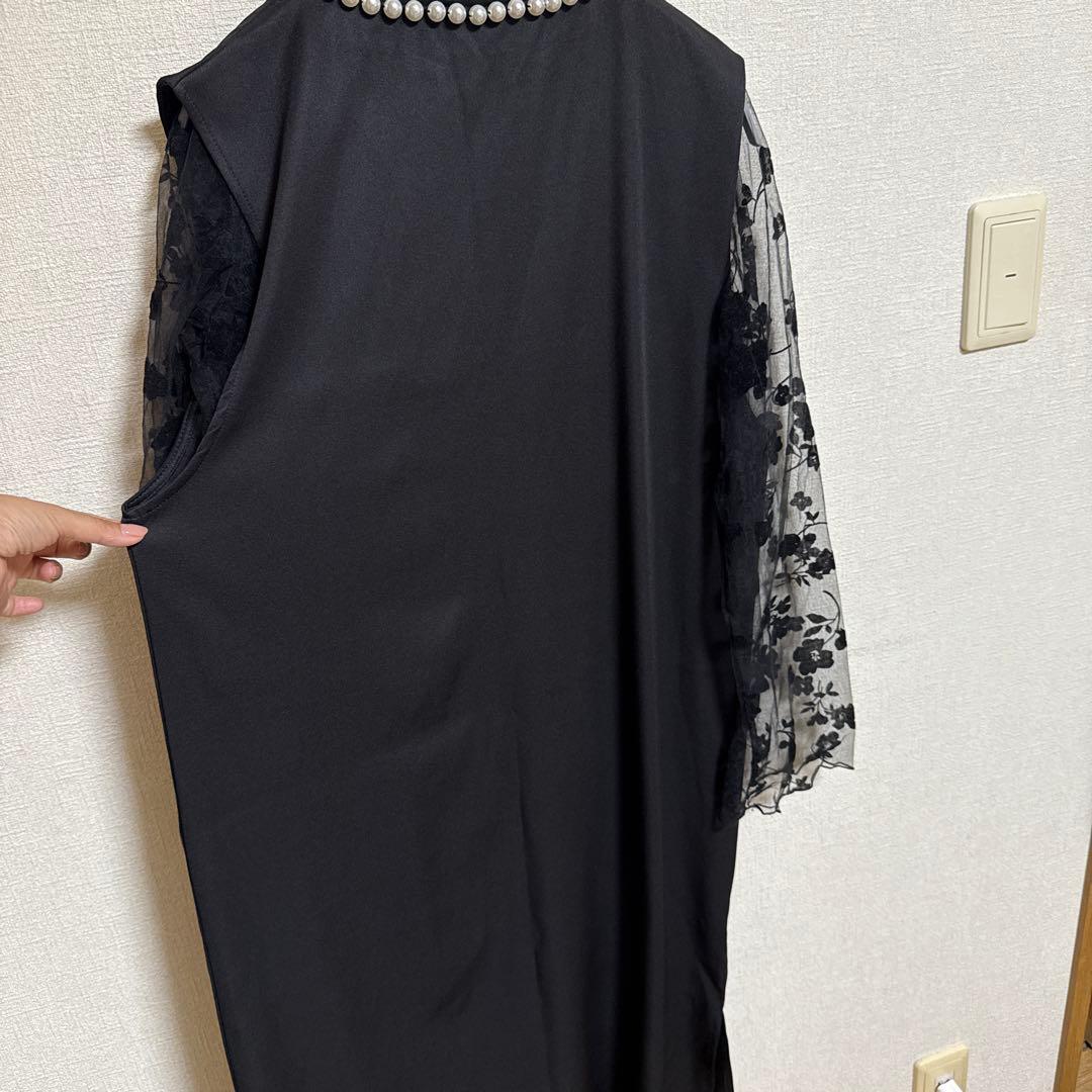 lumier リュミエ パールデザインキー・ネックワンピース　シアートップス　黒