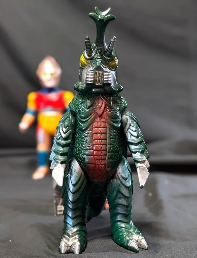 ジェットジャガー＆メガロ（Ｍ１号・ブルマァク復刻）ソフビフィギュア２体セット