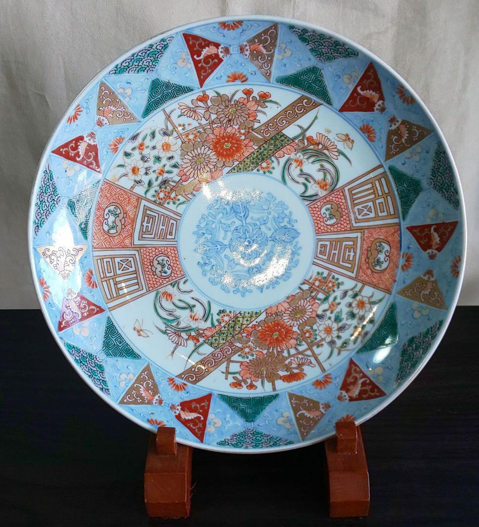 古伊万里 江戸時代中期 多彩な花柄の陶器の皿