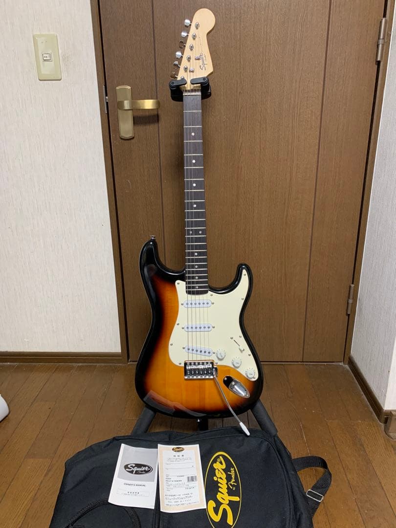 【USED】 Squier by Fenderエレキギター サンバースト