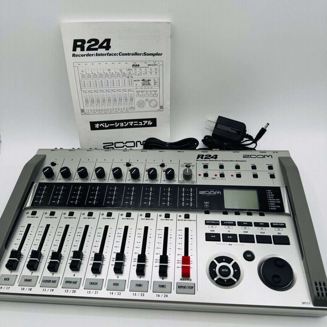 ZOOM R24 マルチトラックレコーダー