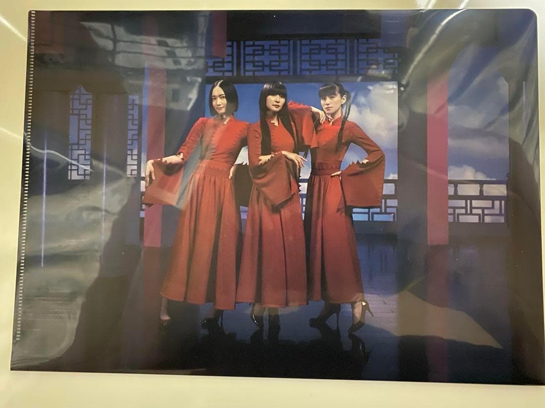 【今だけ値下げ】Perfume A4 クリアファイル 【おまけ付】早いもの勝ち