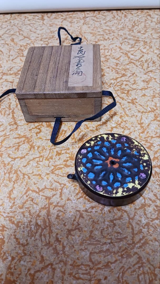 時代物　銅製　古銅　古代　七宝　水滴　箱付