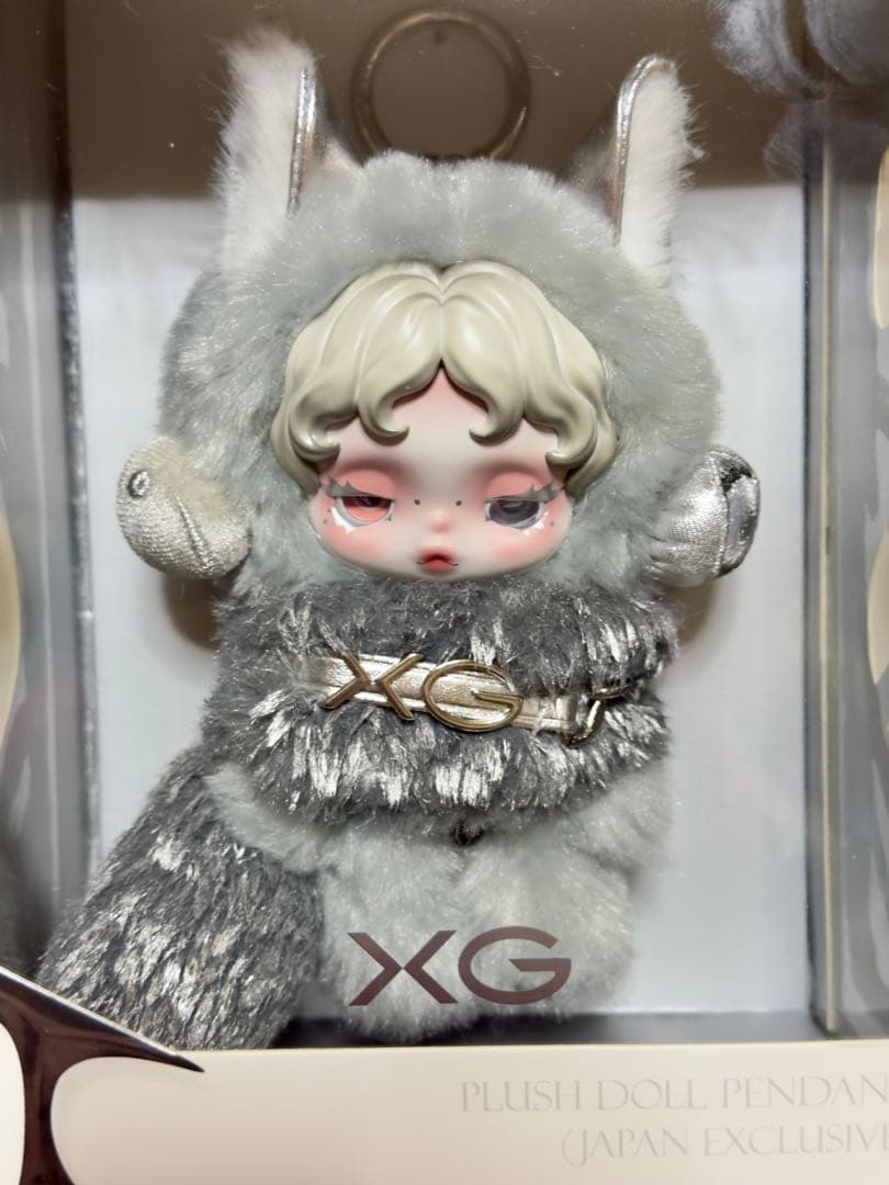 POP MART SKULLPANDA x XG ぬいぐるみペンダント
