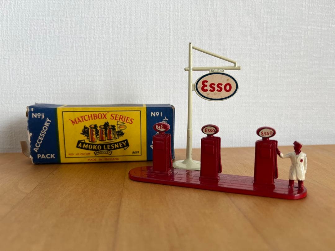 マッチボックス　レズニー　ESSO（エッソ）