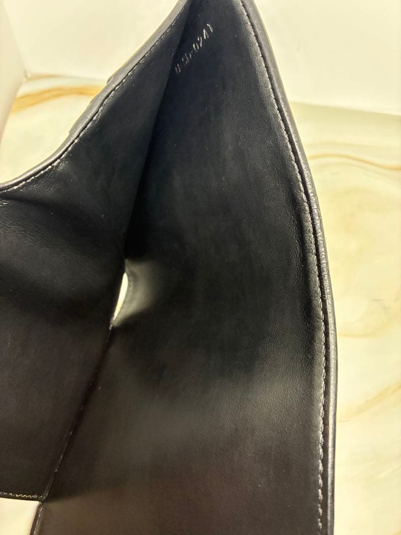 CELINE トリオンフ コンパクトウォレット ブラック 三つ折り財布