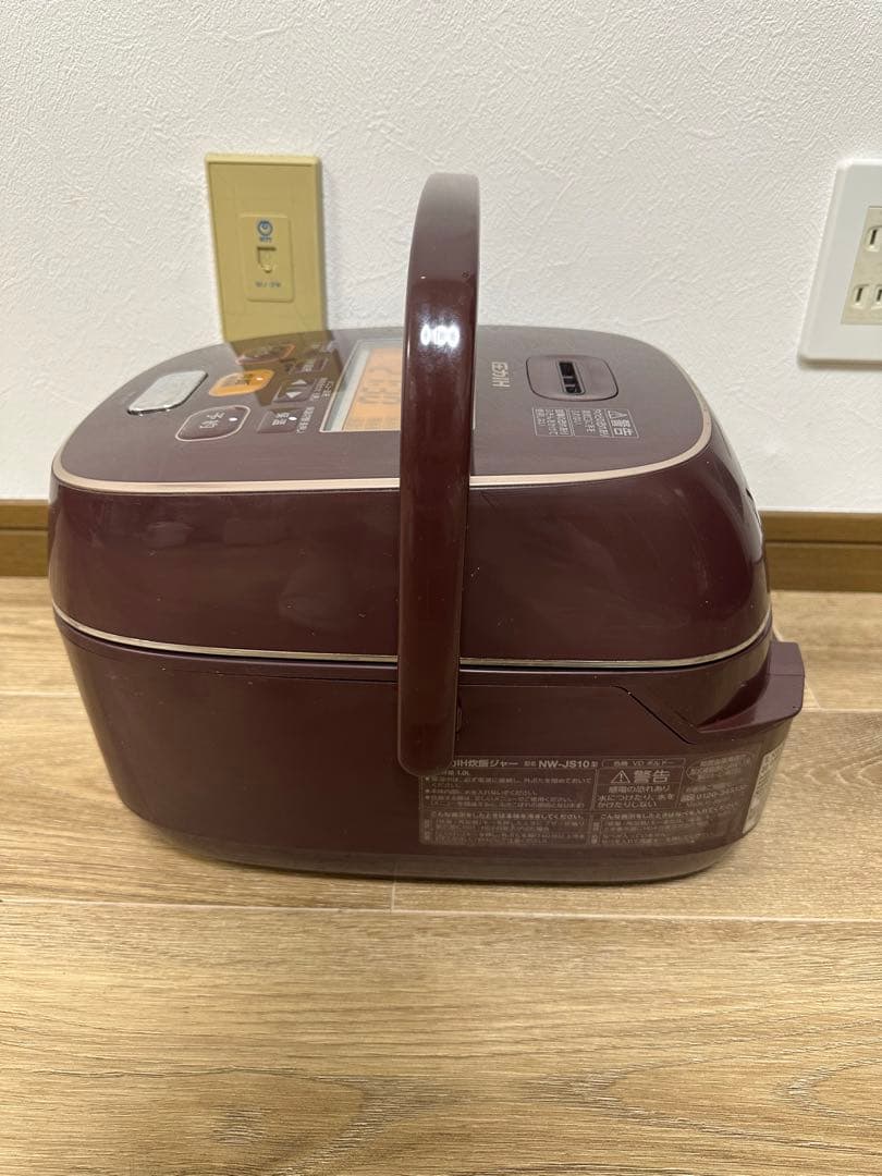 圧力IH炊飯ジャー NW-JS10 炊飯器 象印 2018 年製