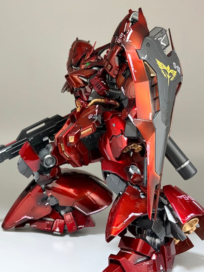ガンプラ RG サザビー　塗装完成品　ガンプラ完成品