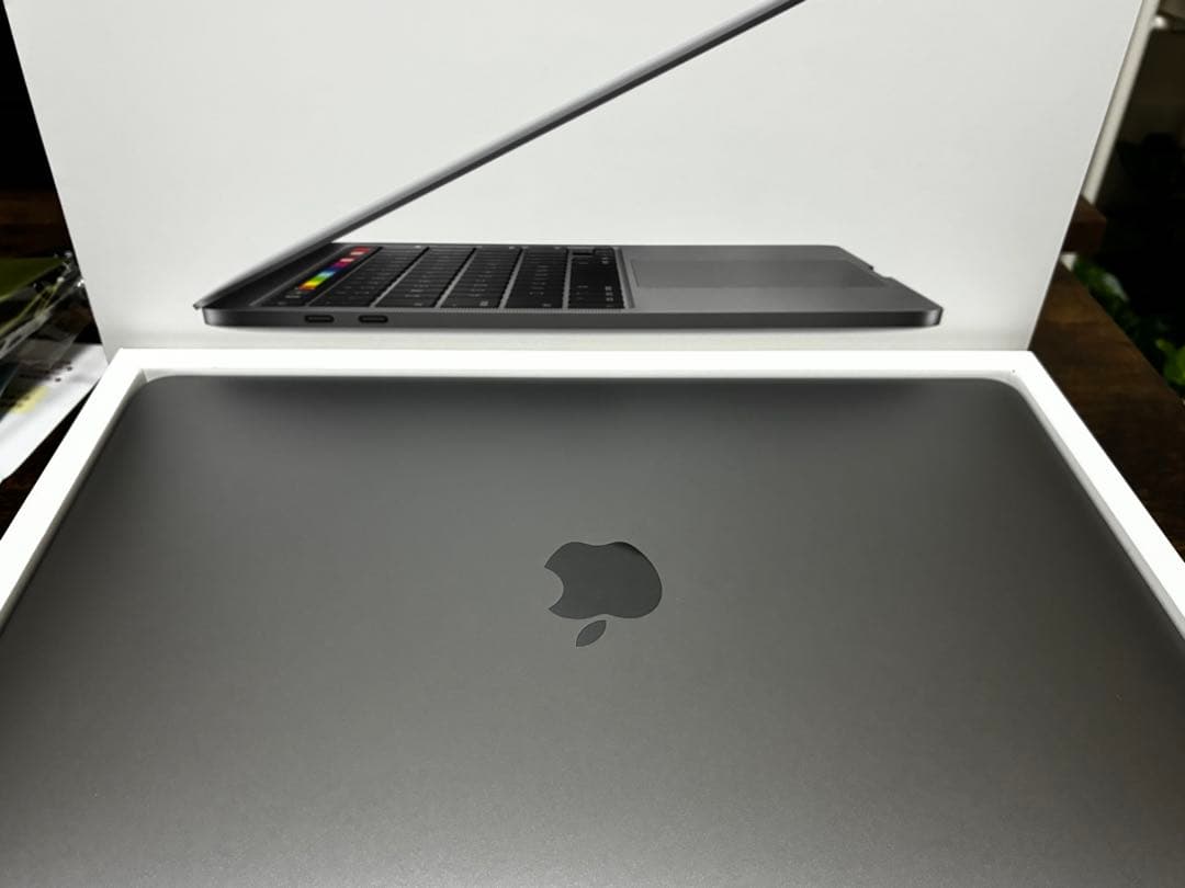 その他ノートPCアクセサリー MacBook Pro 2020 Core i5 8GB 256GB SSD