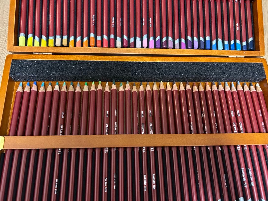 Derwent PASTEL PENCILS 色鉛筆 72色 木製ケース