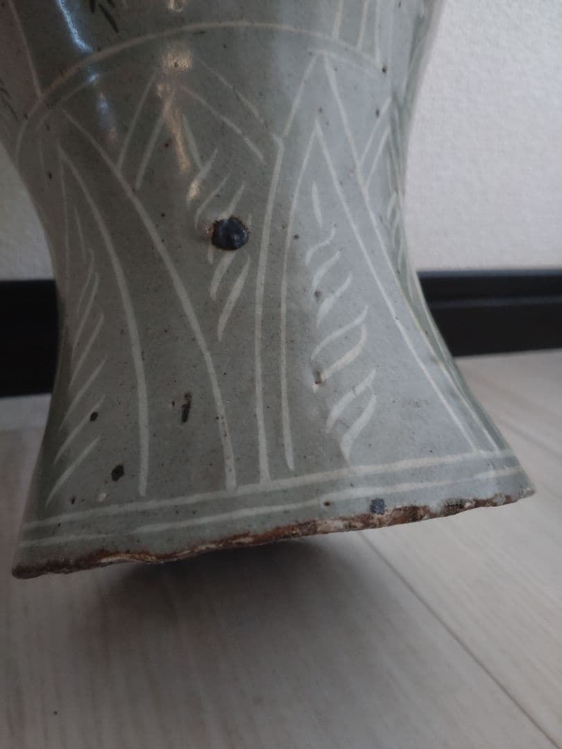 李朝　高麗青磁　白黒象嵌　朝鮮美術　梅瓶　骨董　陶芸　陶磁器　29cm高程