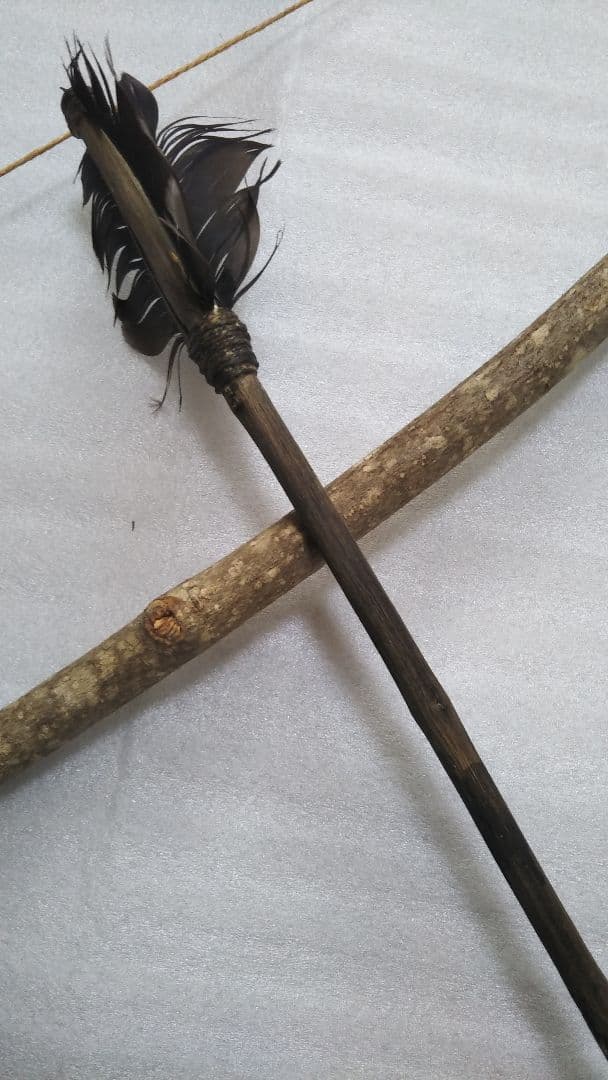 アイヌ民具弓矢セット　クとへペライ