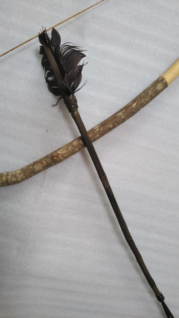 アイヌ民具弓矢セット　クとへペライ