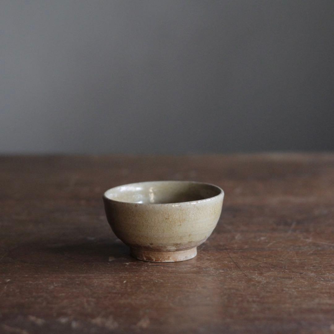 美濃 灰釉 盃 酒器 ぐい呑み 古美術 古道具 アンティーク