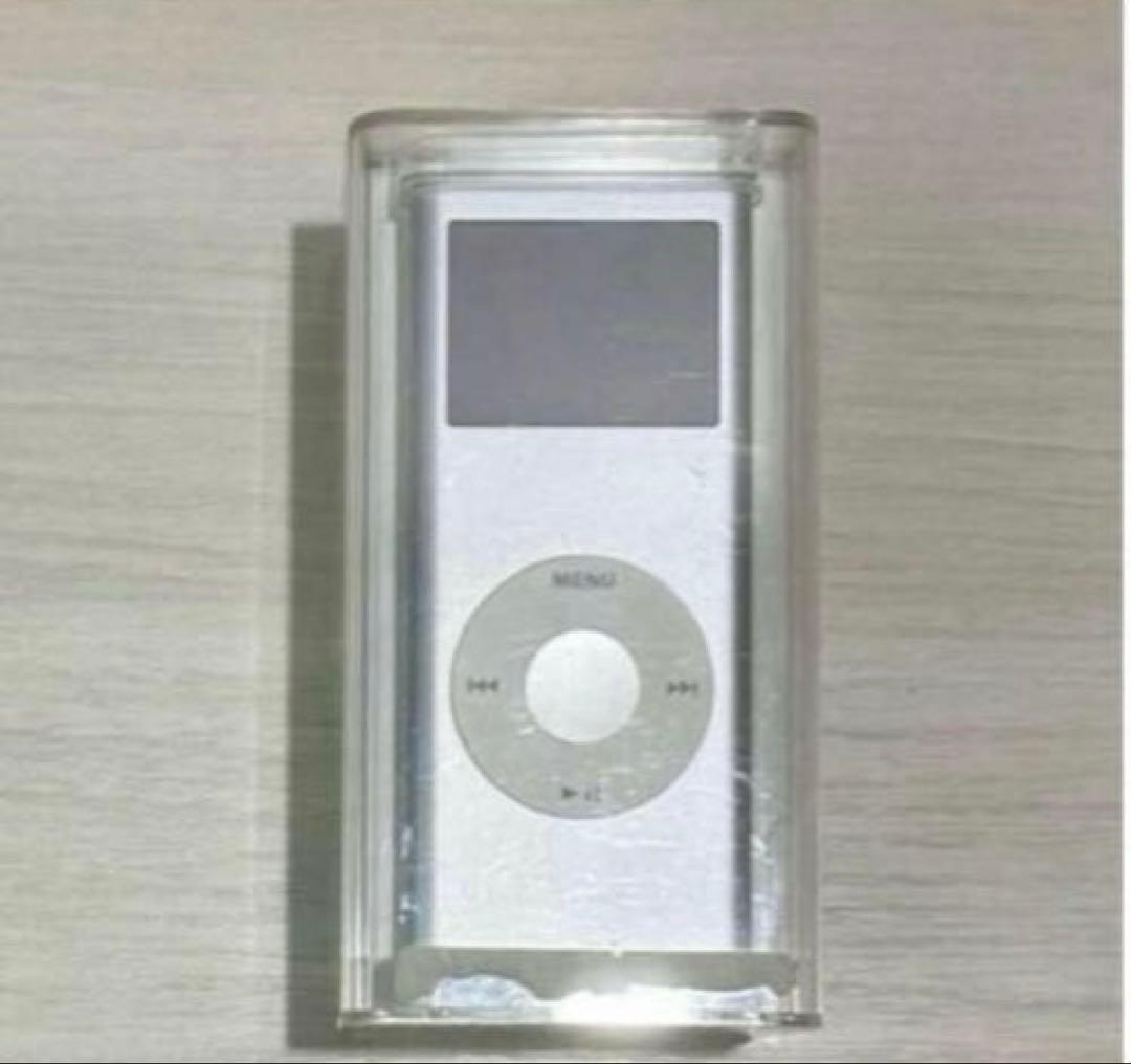新品⭐︎iPod nano MA477J/A シルバー (2GB)