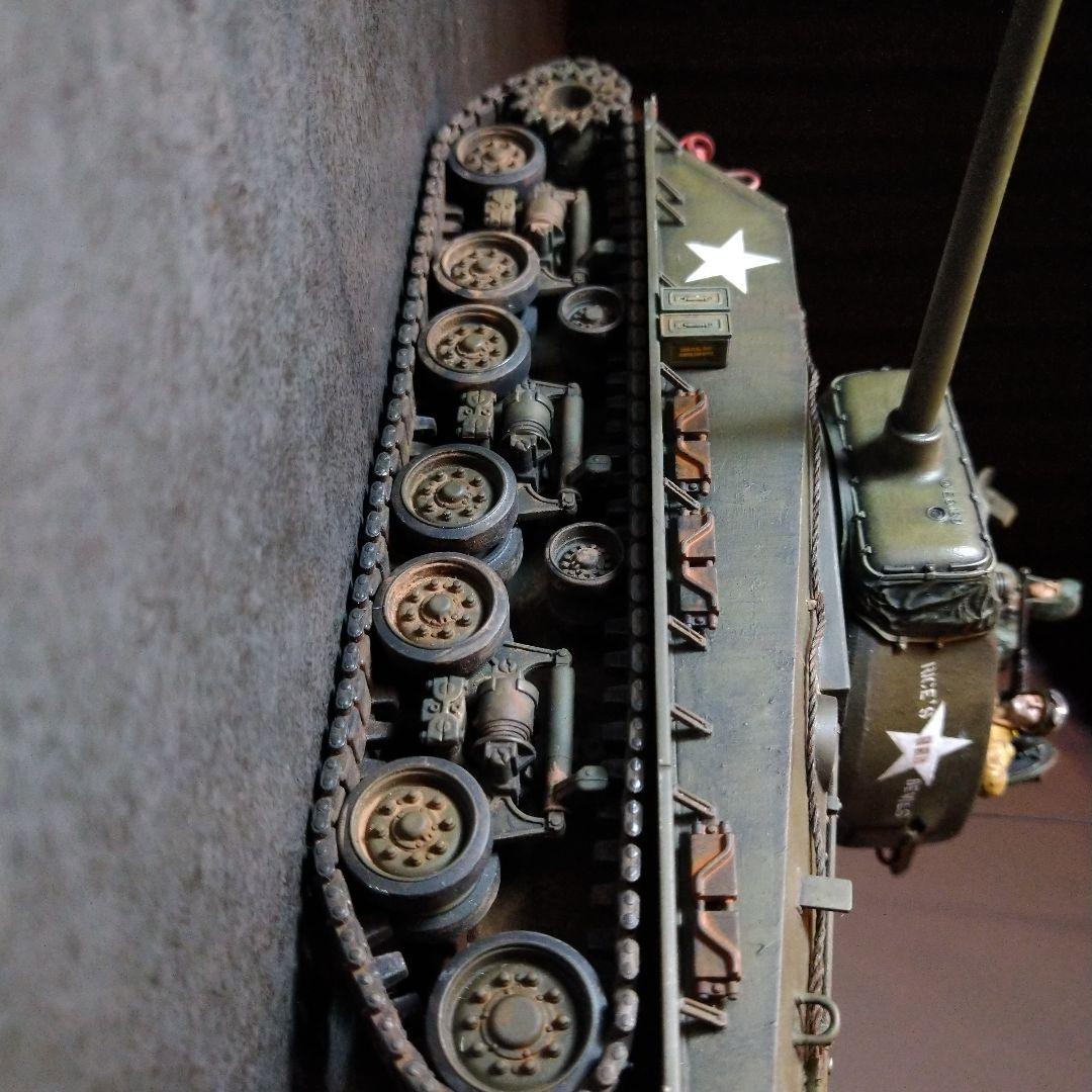 M4EG8 シャーマン戦車 1/35 スケール　朝鮮戦争仕様