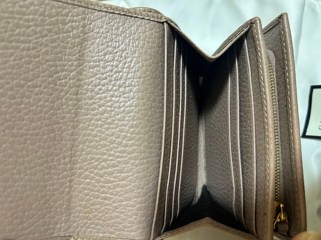 GUCCI 二つ折り財布 ブラウン レザー