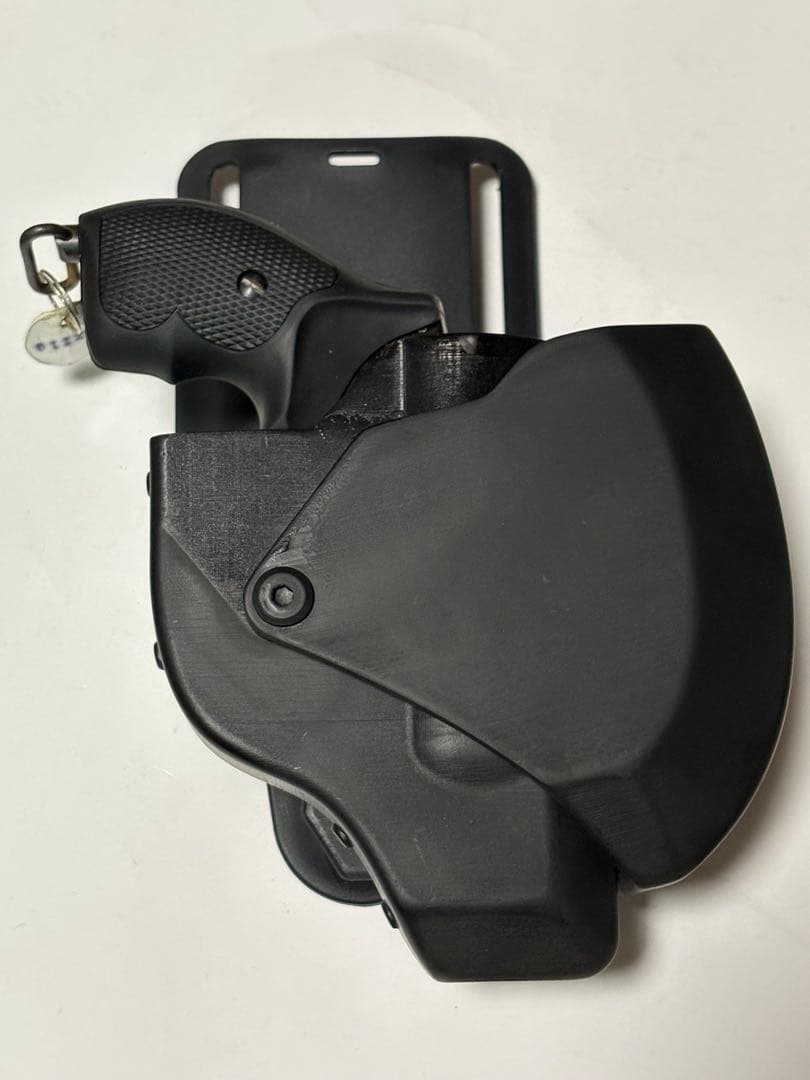 【希少】★原価の半額以下★警察 新型拳銃入れ（一部破損品）