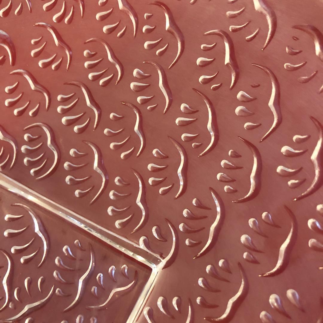 LALIQUE クリスタル 大型サービングプレート 葉/羽根 モチーフ30 cm